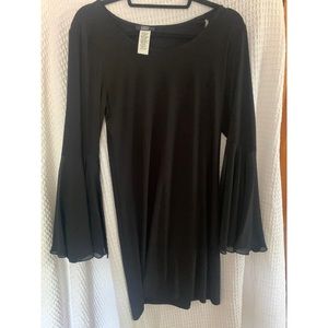 Women’s dress with bell sleeves